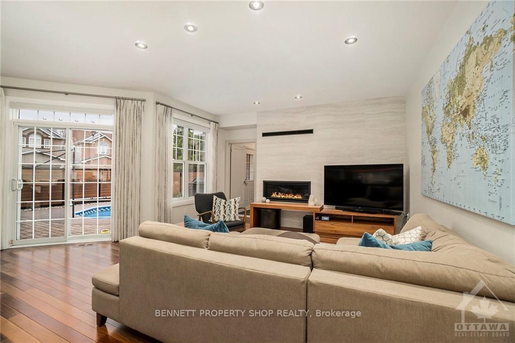 Photo 9 of 61 Berrigan Drive, Ottawa, Barrhaven - Longfields — HOMEH