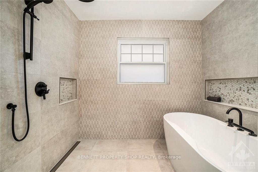 Photo 17 of 61 Berrigan Drive, Ottawa, Barrhaven - Longfields — HOMEH