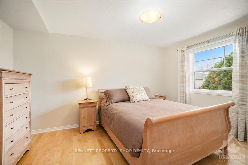Photo 18 of 61 Berrigan Drive, Ottawa, Barrhaven - Longfields — HOMEH