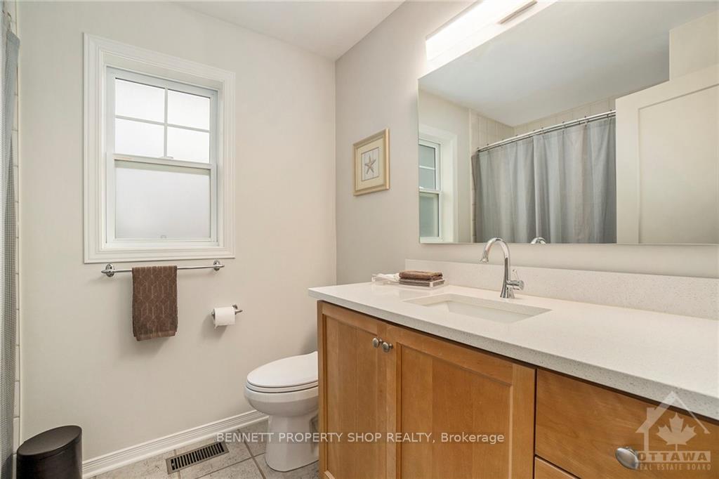 Photo 21 of 61 Berrigan Drive, Ottawa, Barrhaven - Longfields — HOMEH