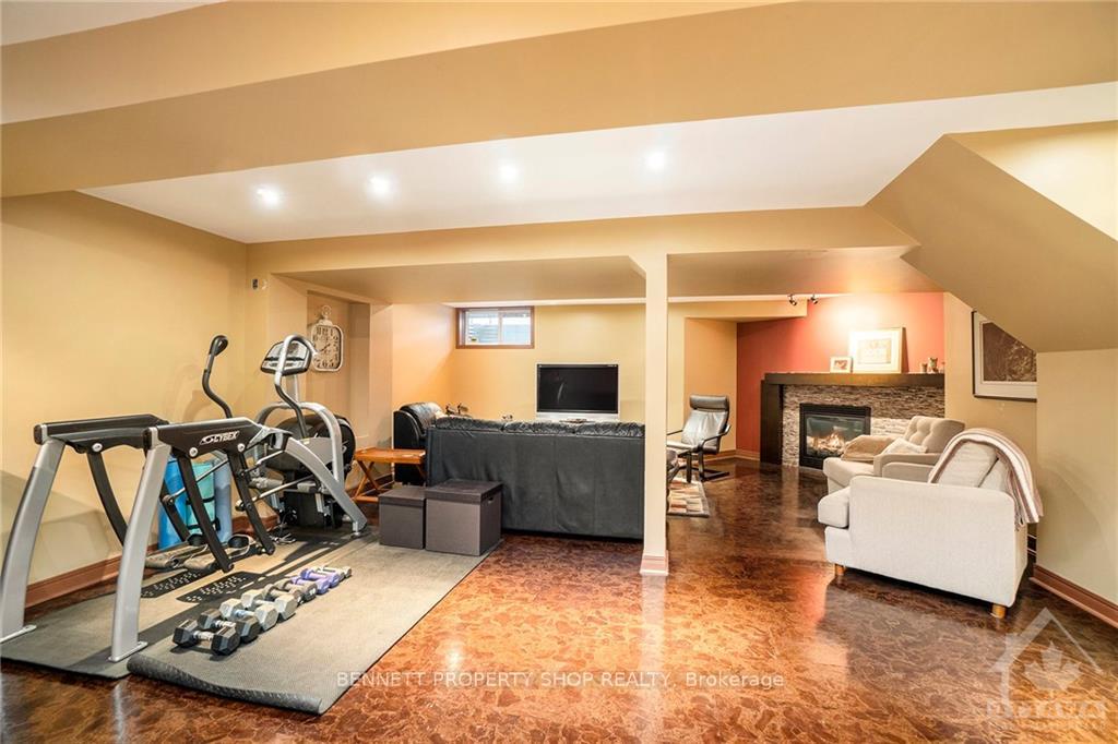 Photo 25 of 61 Berrigan Drive, Ottawa, Barrhaven - Longfields — HOMEH