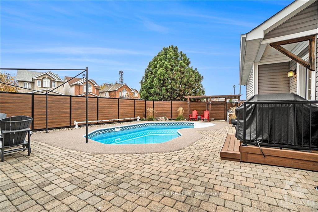 Photo 28 of 61 Berrigan Drive, Ottawa, Barrhaven - Longfields — HOMEH