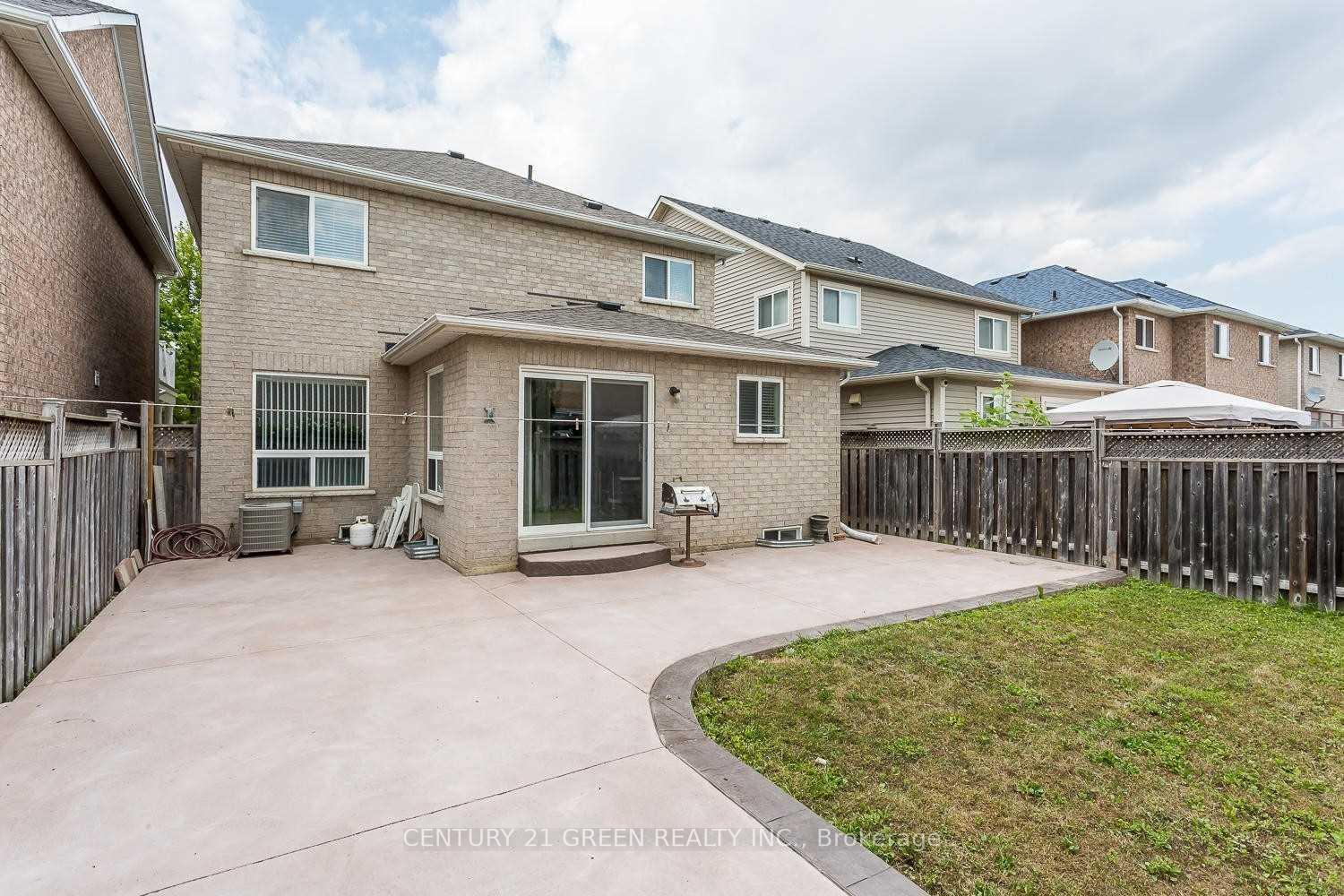 Photo 19 of 55 Dwellers Road, Brampton, Fletcher's Creek Village — HOMEH
