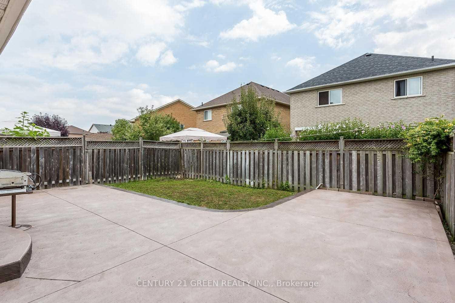 Photo 20 of 55 Dwellers Road, Brampton, Fletcher's Creek Village — HOMEH