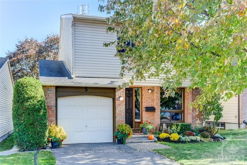 Photo 2 of 5 Fable Street, Ottawa, Barrhaven - Pheasant Run — HOMEH