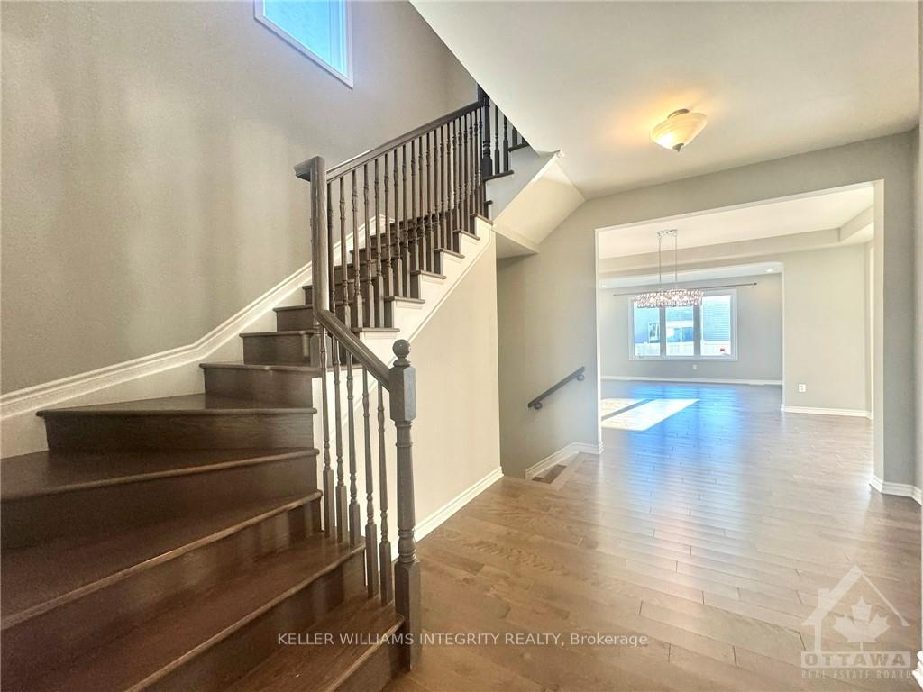 Photo 2 of 403 Aphelion Crescent, Ottawa, Barrhaven - Half Moon Bay — HOMEH