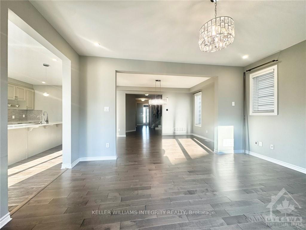Photo 9 of 403 Aphelion Crescent, Ottawa, Barrhaven - Half Moon Bay — HOMEH