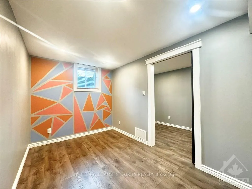 Photo 23 of 403 Aphelion Crescent, Ottawa, Barrhaven - Half Moon Bay — HOMEH