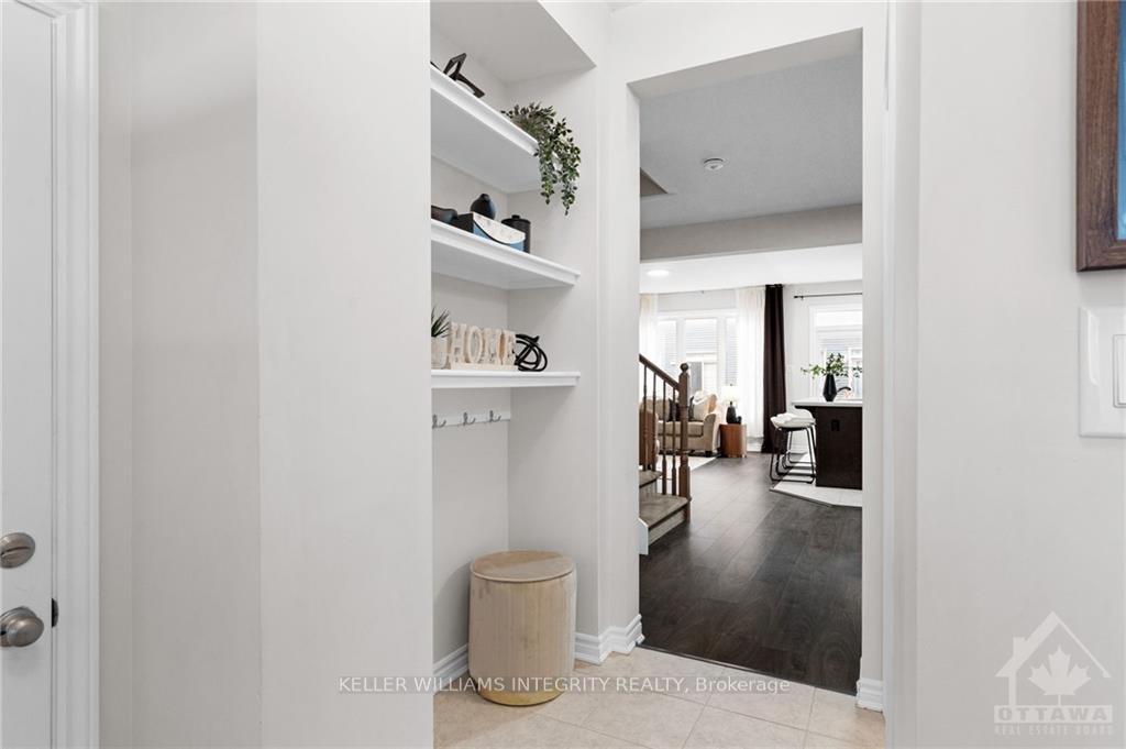 Photo 3 of 211 Merak Way, Ottawa, Barrhaven - Half Moon Bay — HOMEH