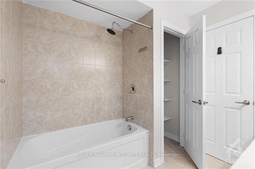 Photo 22 of 211 Merak Way, Ottawa, Barrhaven - Half Moon Bay — HOMEH