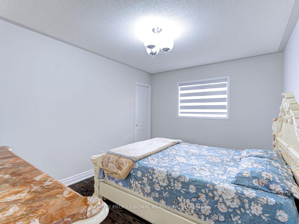 Photo 45 of 40 Brinkley Drive, Brampton, Snelgrove — HOMEH
