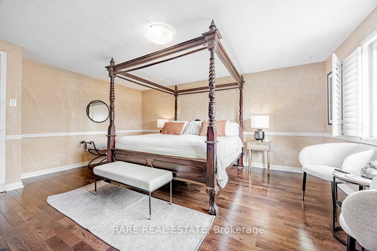 Photo 17 of 5 Mabley Crescent, Vaughan, Lakeview Estates — HOMEH