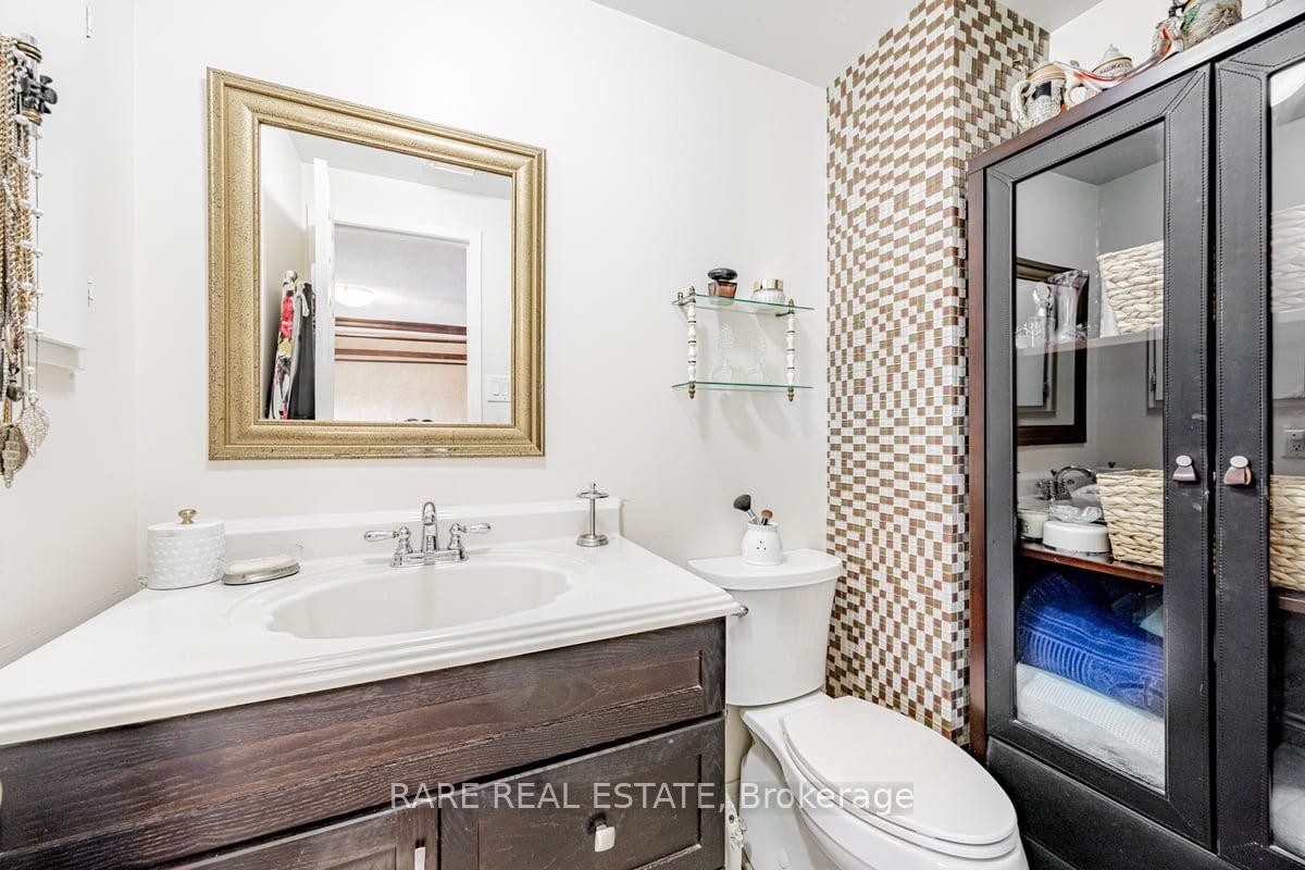 Photo 18 of 5 Mabley Crescent, Vaughan, Lakeview Estates — HOMEH