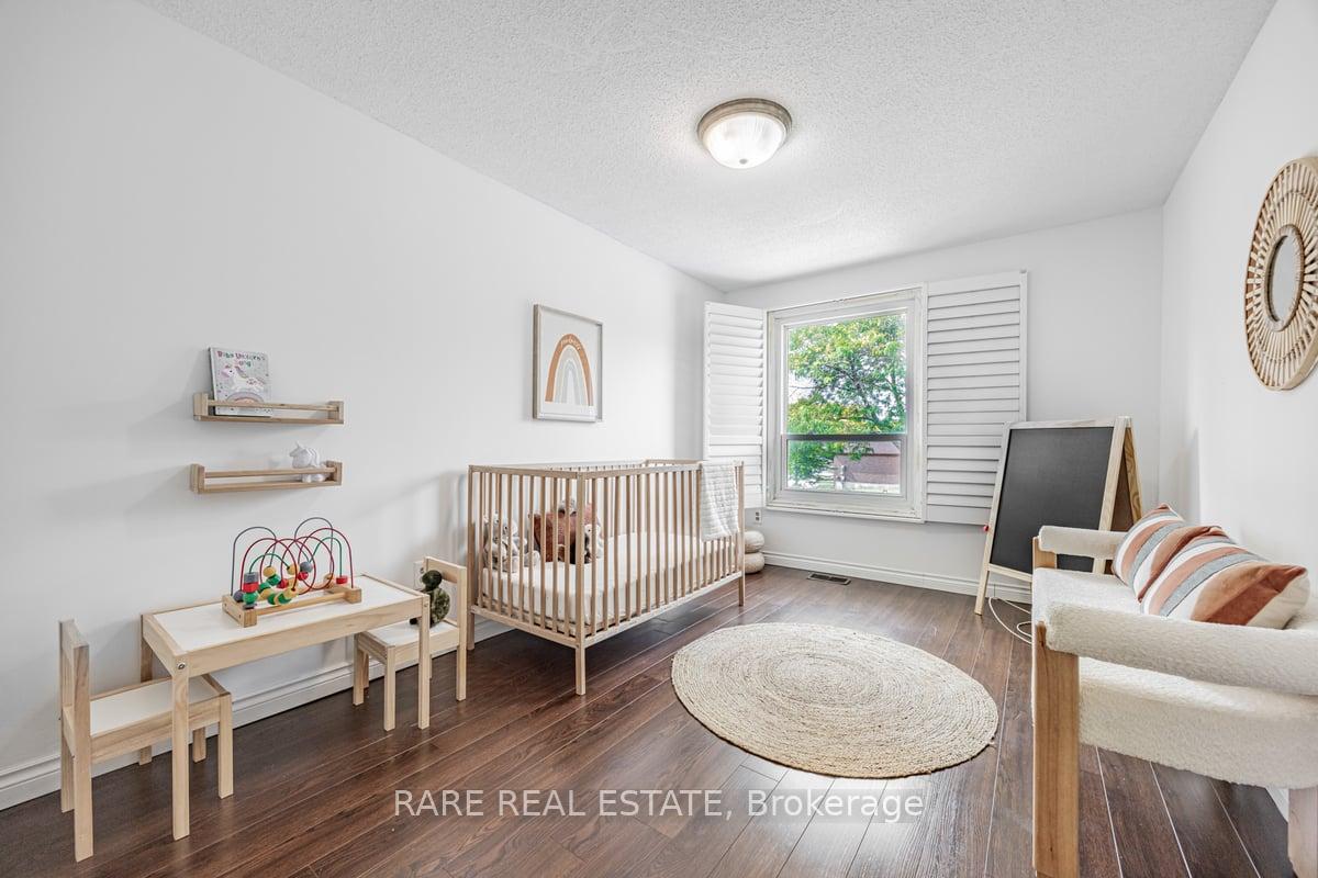 Photo 22 of 5 Mabley Crescent, Vaughan, Lakeview Estates — HOMEH