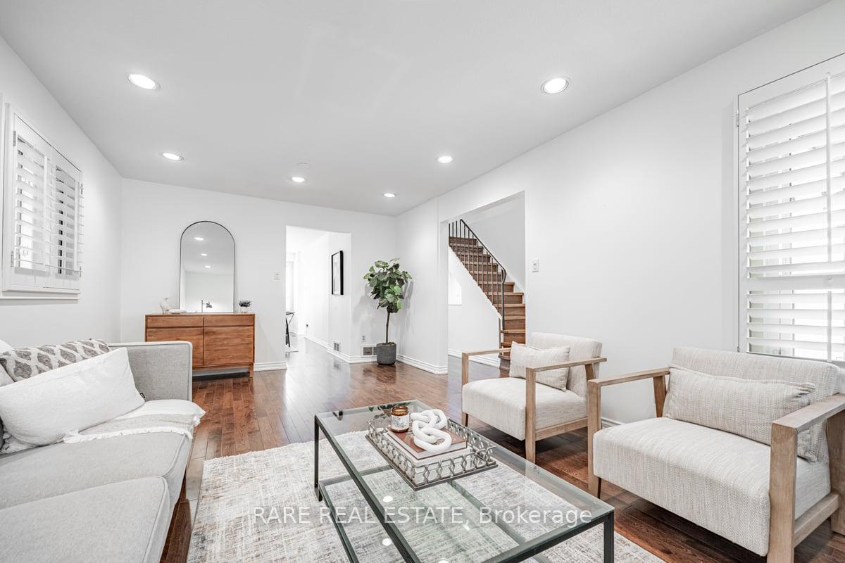 Photo 28 of 5 Mabley Crescent, Vaughan, Lakeview Estates — HOMEH