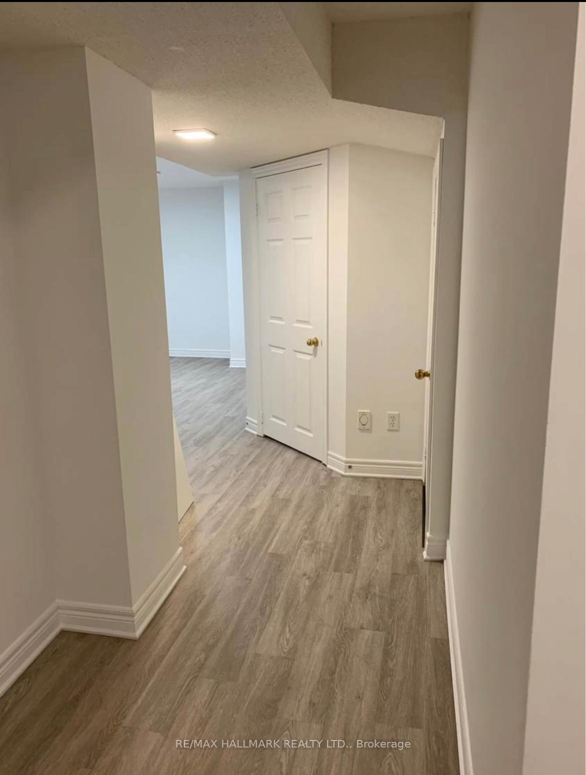 Photo 23 of 101 Kale Crescent, Vaughan, Maple — HOMEH