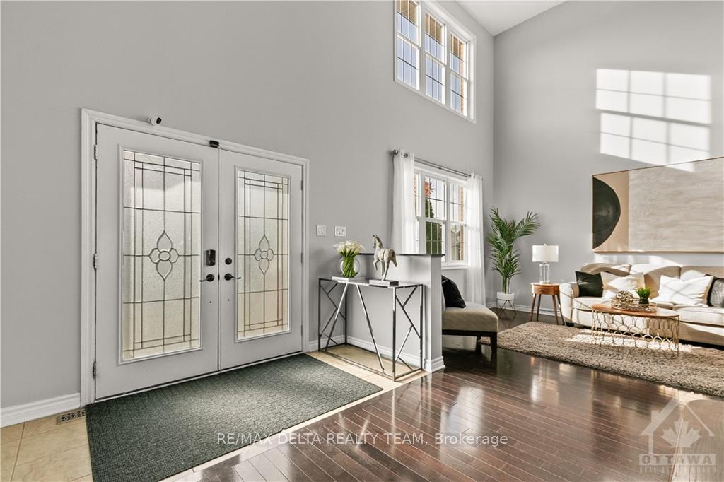 Photo 3 of 592 Anjana Circle, Ottawa, Barrhaven - Cedargrove/Fraserdale — HOMEH