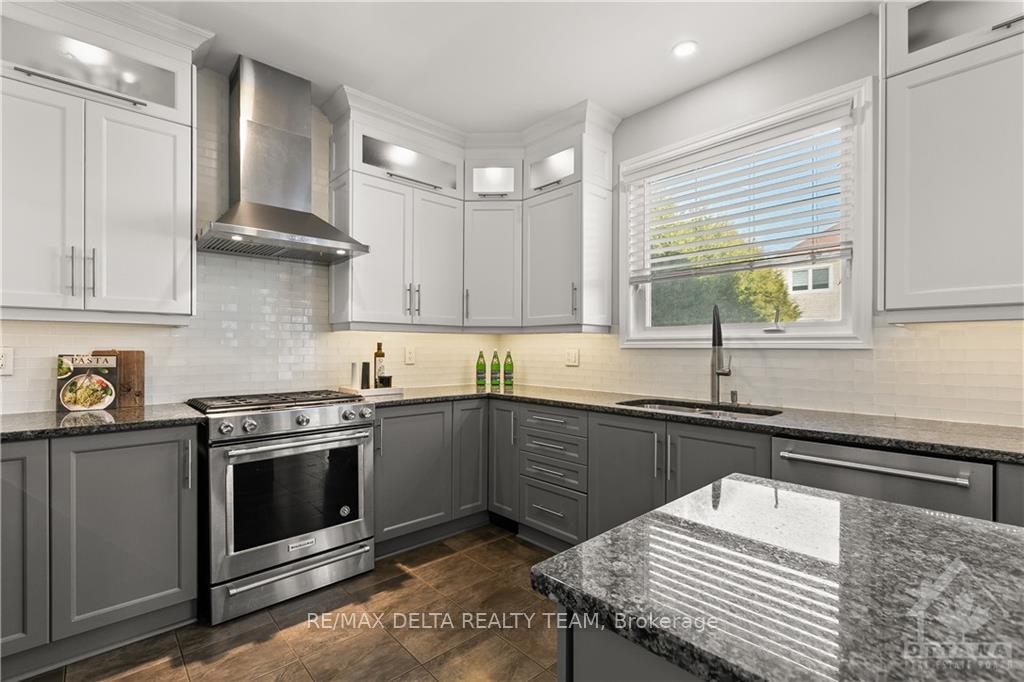 Photo 9 of 592 Anjana Circle, Ottawa, Barrhaven - Cedargrove/Fraserdale — HOMEH