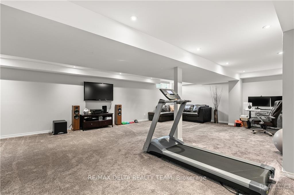 Photo 27 of 592 Anjana Circle, Ottawa, Barrhaven - Cedargrove/Fraserdale — HOMEH