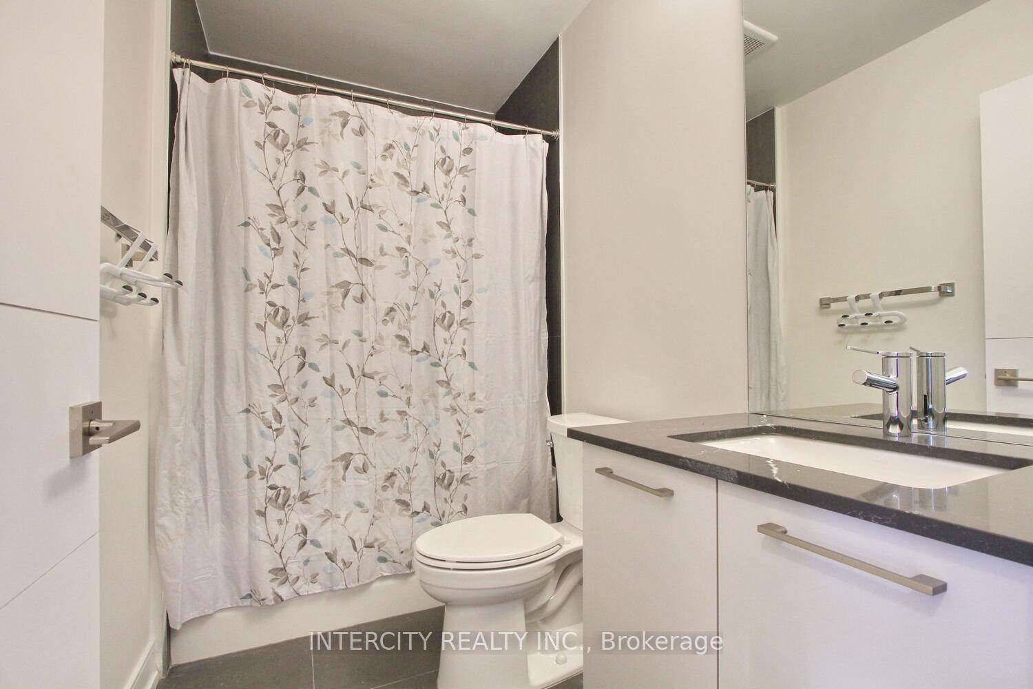 Photo 40 of 11 Desiree Place, Caledon, Bolton West — HOMEH
