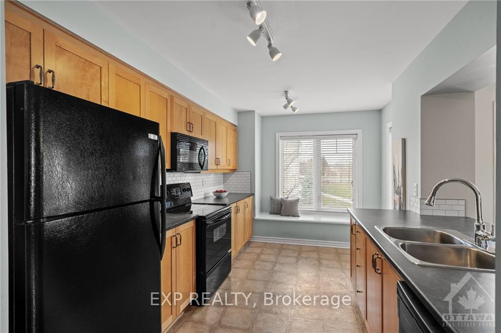 Photo 14 of 2090 Madrid Avenue, Ottawa, Barrhaven - Heritage Park — HOMEH