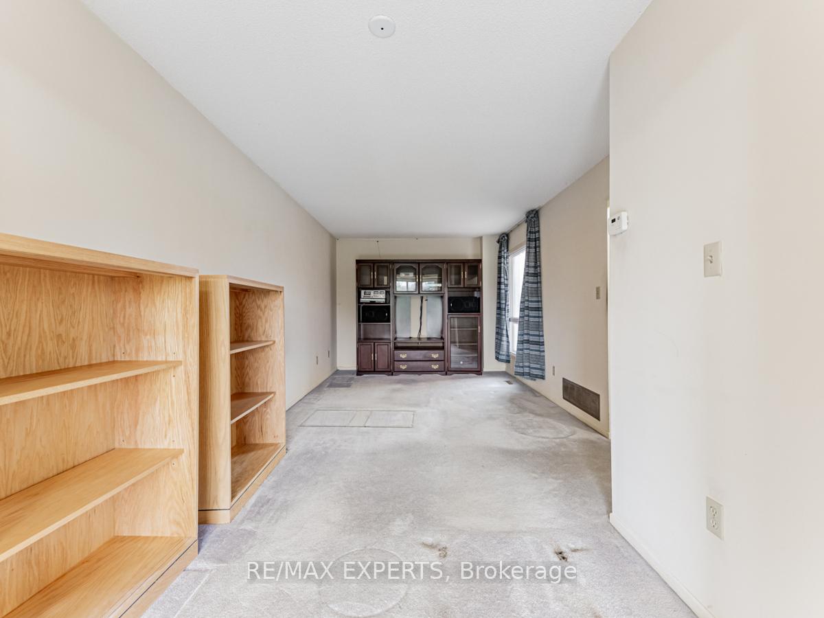 Photo 8 of 50 New Seabury Drive, Vaughan, Glen Shields — HOMEH