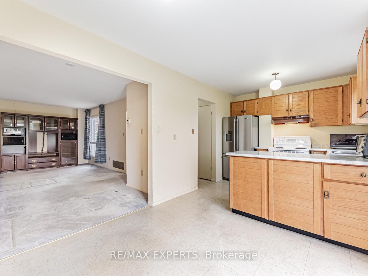 Photo 10 of 50 New Seabury Drive, Vaughan, Glen Shields — HOMEH