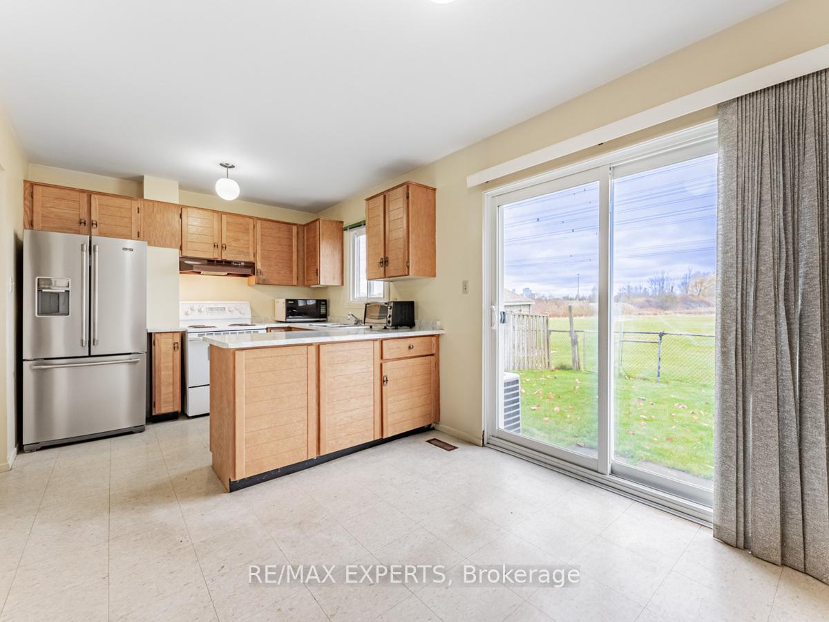 Photo 12 of 50 New Seabury Drive, Vaughan, Glen Shields — HOMEH