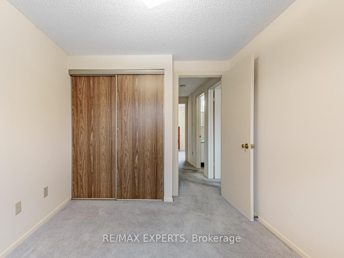 Photo 23 of 50 New Seabury Drive, Vaughan, Glen Shields — HOMEH
