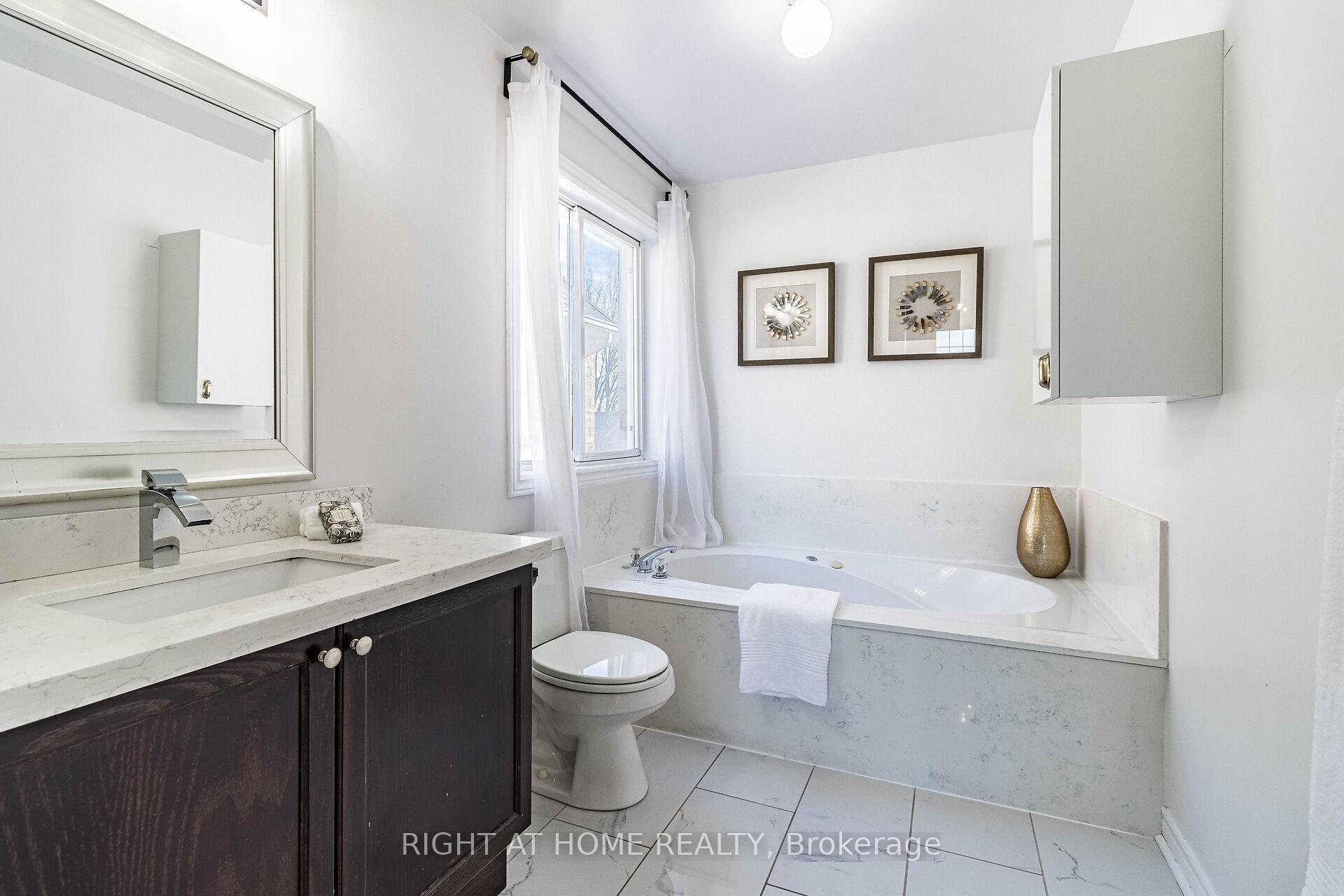 Photo 22 of 137 Queen Isabella Crescent, Vaughan, Vellore Village — HOMEH