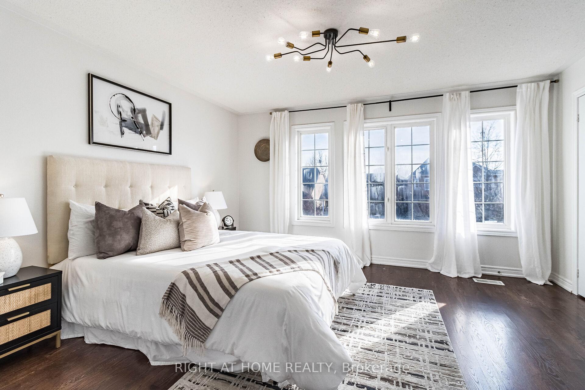 Photo 24 of 137 Queen Isabella Crescent, Vaughan, Vellore Village — HOMEH