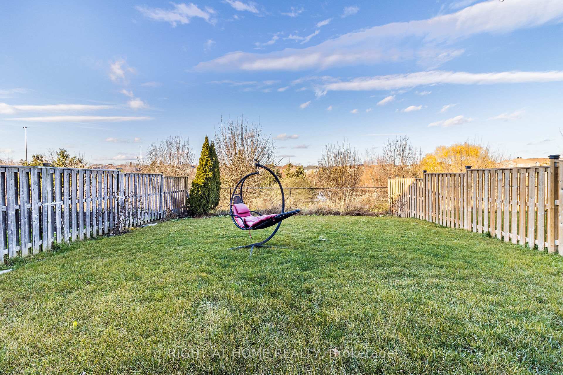 Photo 39 of 137 Queen Isabella Crescent, Vaughan, Vellore Village — HOMEH