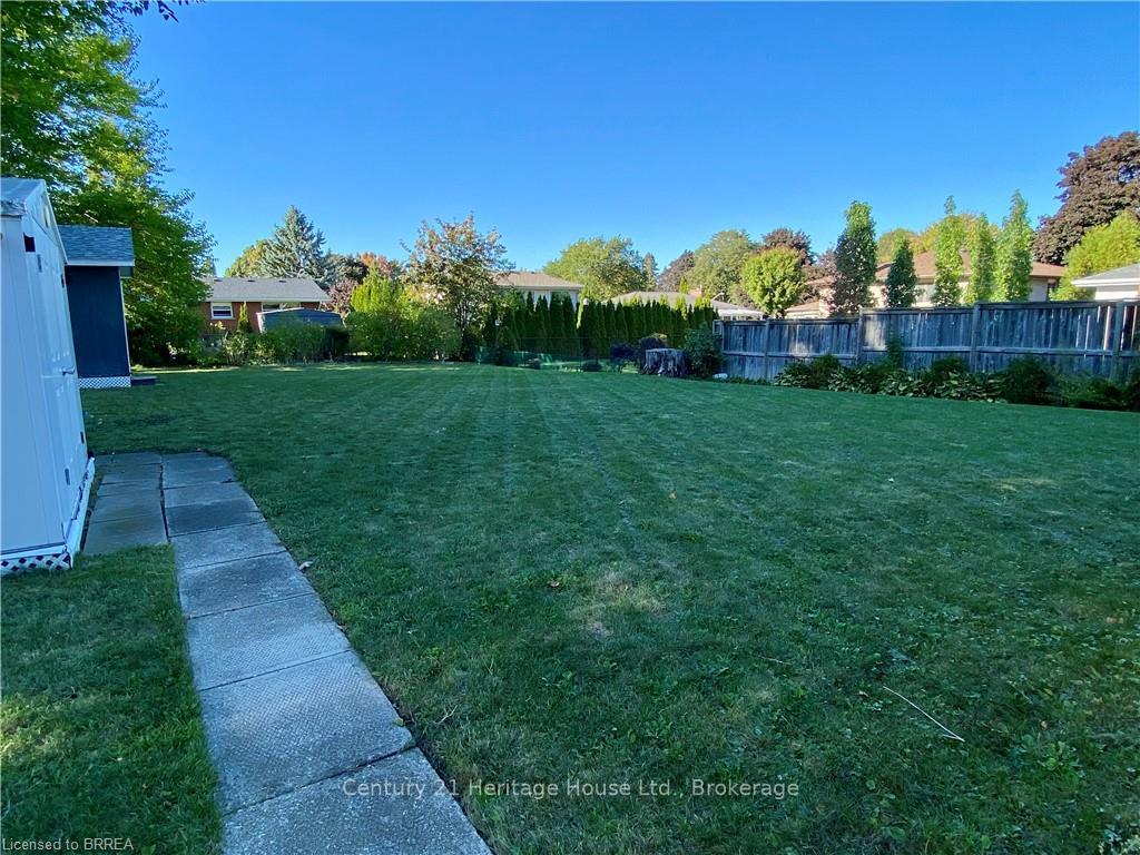 Photo 2 of 41 Dunsdon Street, Brant, Brantford Twp — HOMEH