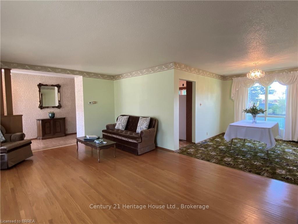 Photo 5 of 41 Dunsdon Street, Brant, Brantford Twp — HOMEH