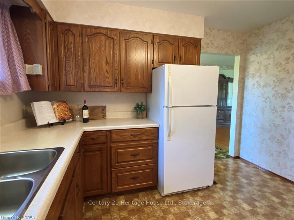 Photo 12 of 41 Dunsdon Street, Brant, Brantford Twp — HOMEH