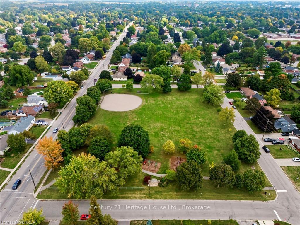 Photo 33 of 41 Dunsdon Street, Brant, Brantford Twp — HOMEH