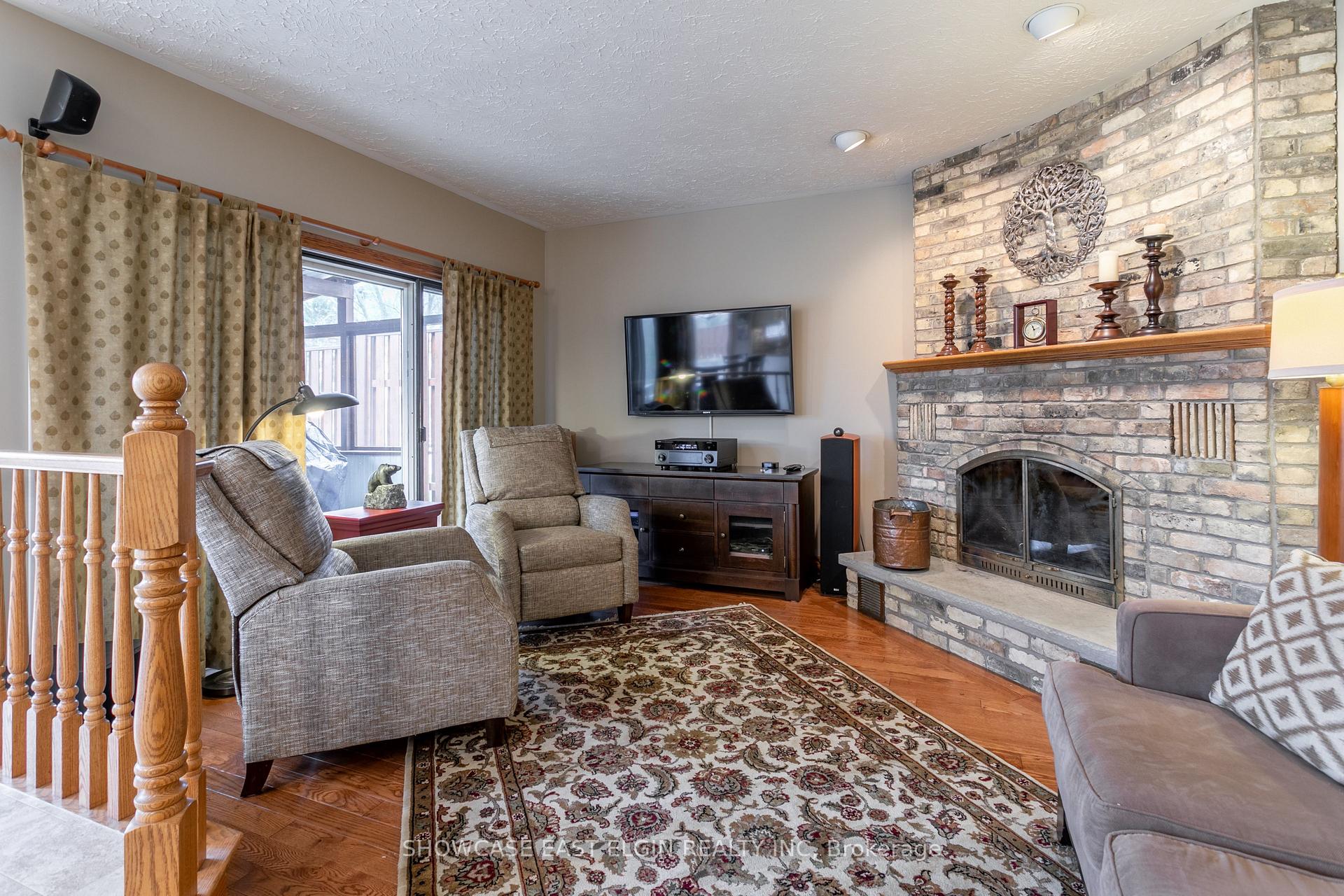 Photo 15 of 28 Sinclair Crescent, Aylmer — HOMEH
