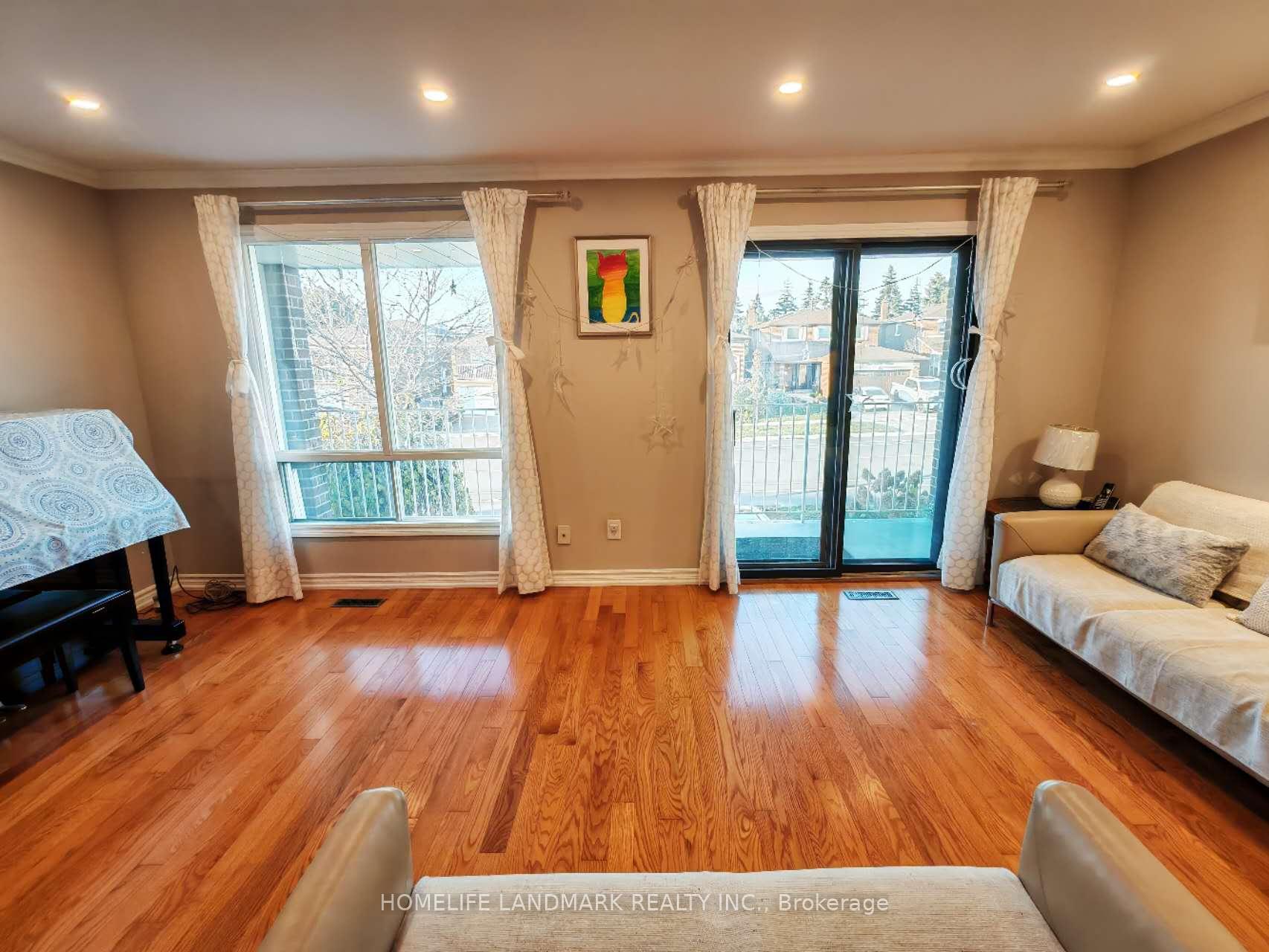 Photo 5 of 129 Glen Shields Avenue, Vaughan, Glen Shields — HOMEH