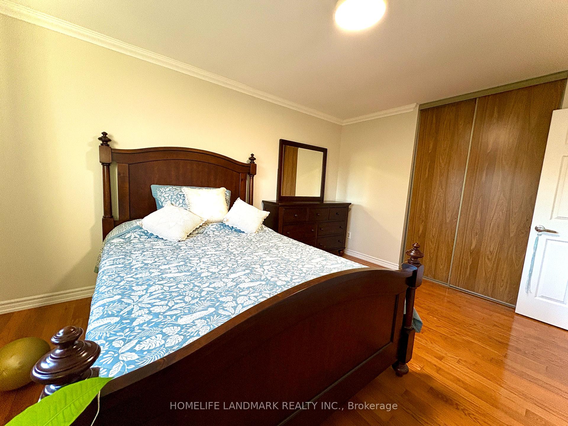 Photo 11 of 129 Glen Shields Avenue, Vaughan, Glen Shields — HOMEH