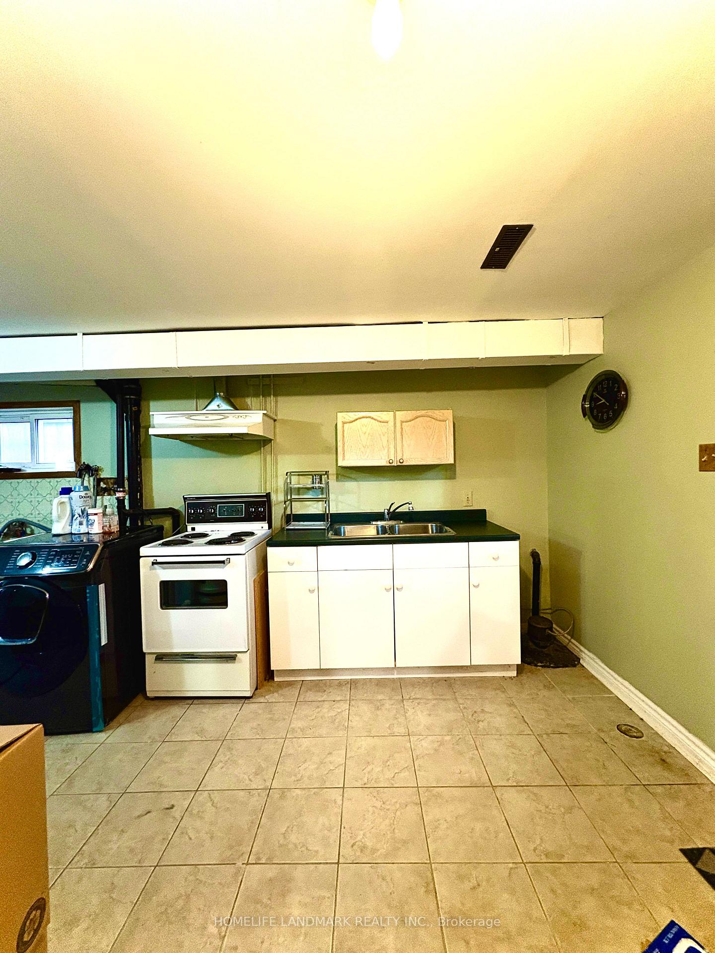 Photo 22 of 129 Glen Shields Avenue, Vaughan, Glen Shields — HOMEH