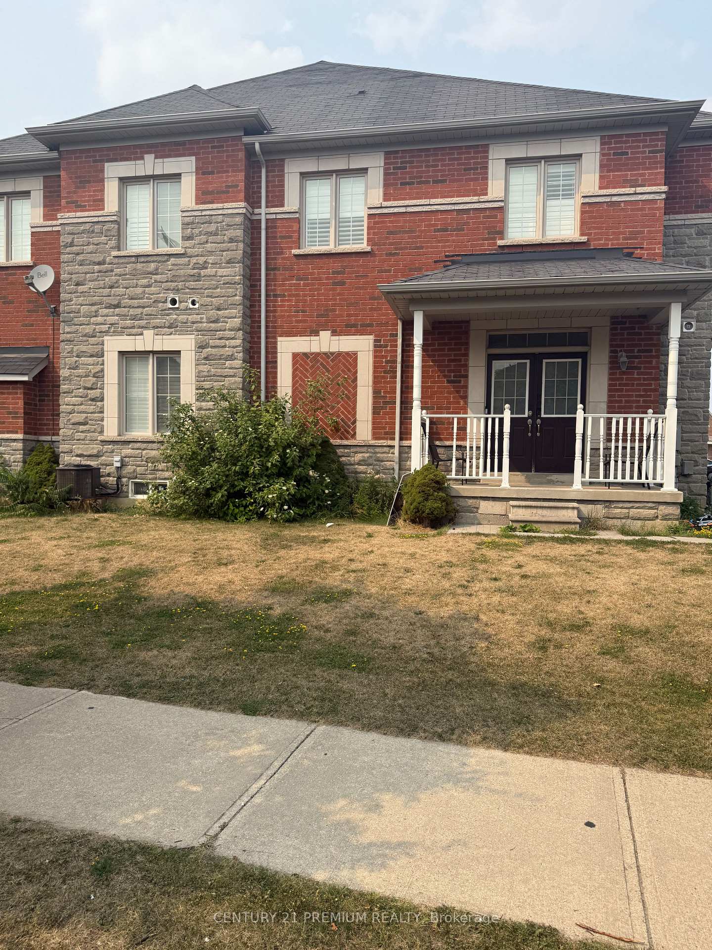 Photo 7 of 49 Clearfield Drive, Brampton, Bram East — HOMEH