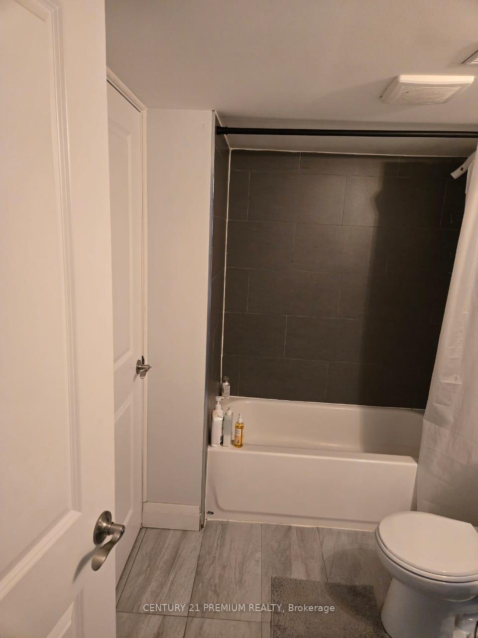 Photo 30 of 49 Clearfield Drive, Brampton, Bram East — HOMEH