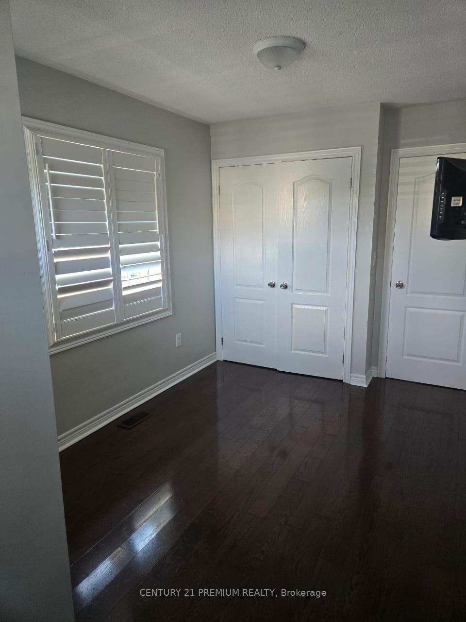 Photo 14 of 49 Clearfield Drive, Brampton, Bram East — HOMEH