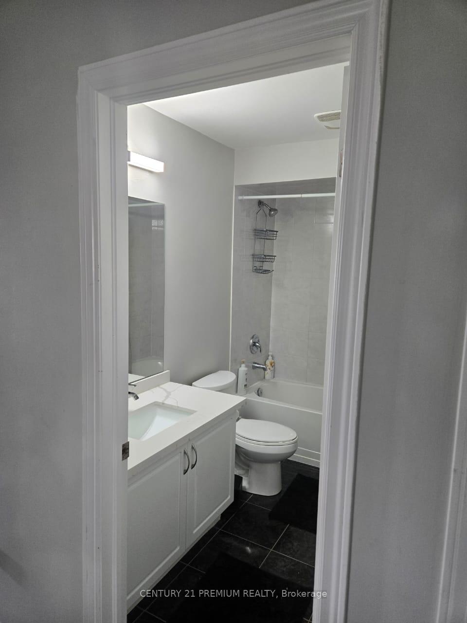 Photo 8 of 49 Clearfield Drive, Brampton, Bram East — HOMEH