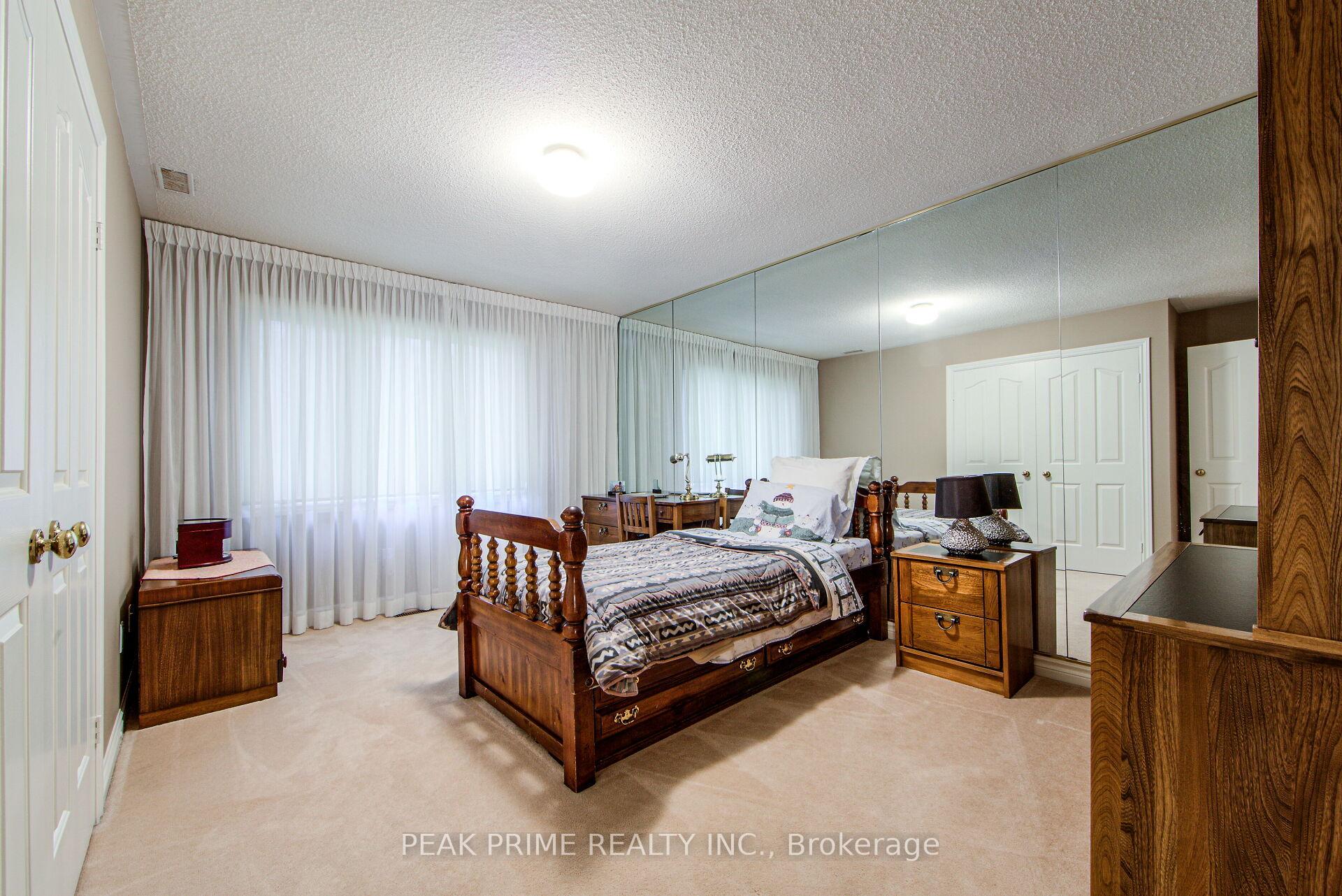 Photo 22 of 120 Bell Harbour Place, Vaughan, East Woodbridge — HOMEH