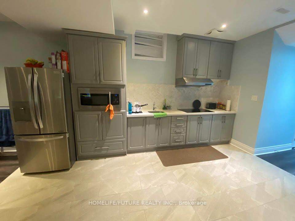 Photo 3 of Unit BSMT, 6 Gainsford Road, Brampton, Credit Valley — HOMEH