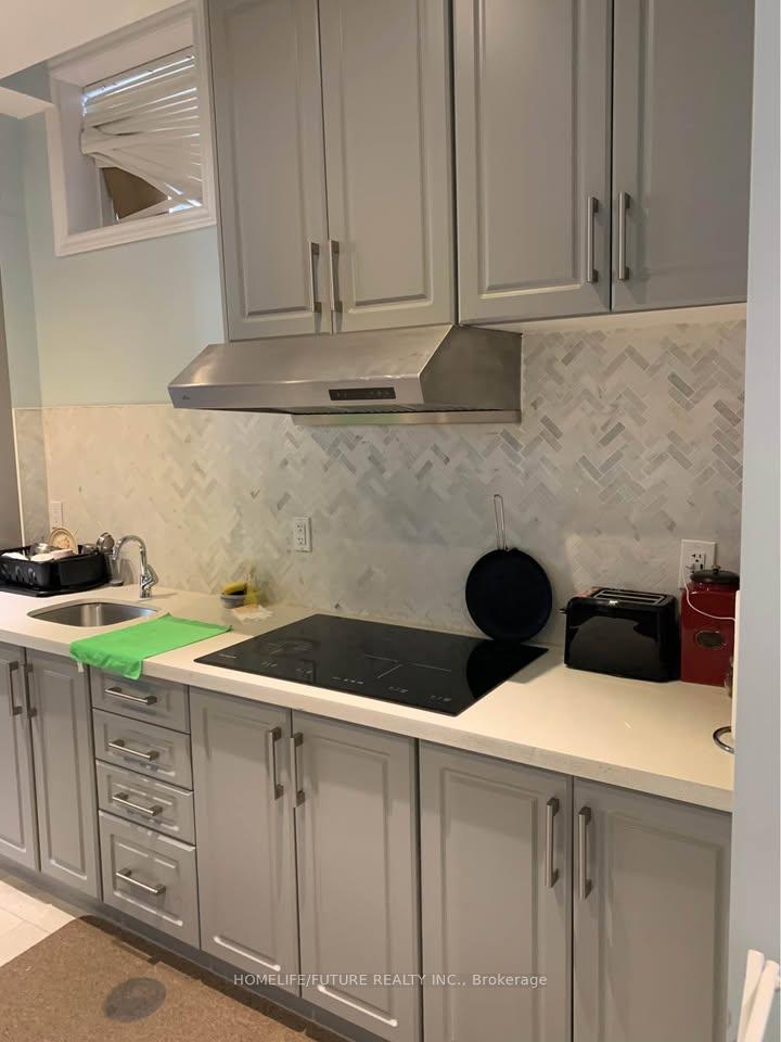 Photo 5 of Unit BSMT, 6 Gainsford Road, Brampton, Credit Valley — HOMEH