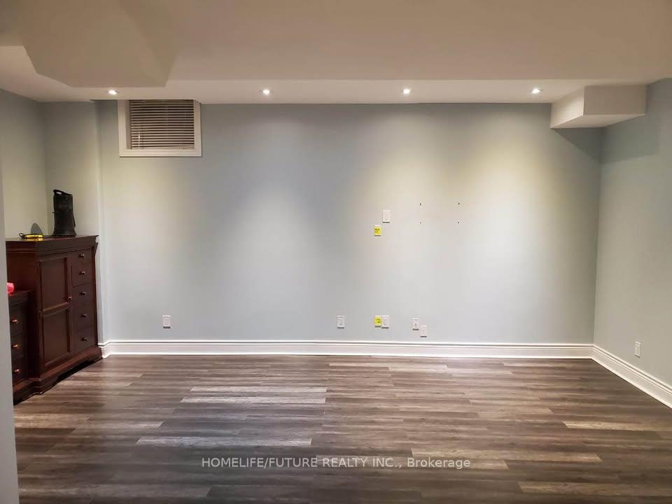 Photo 10 of Unit BSMT, 6 Gainsford Road, Brampton, Credit Valley — HOMEH