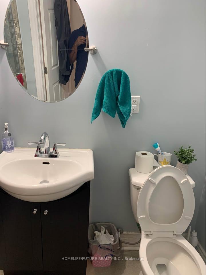 Photo 12 of Unit BSMT, 6 Gainsford Road, Brampton, Credit Valley — HOMEH