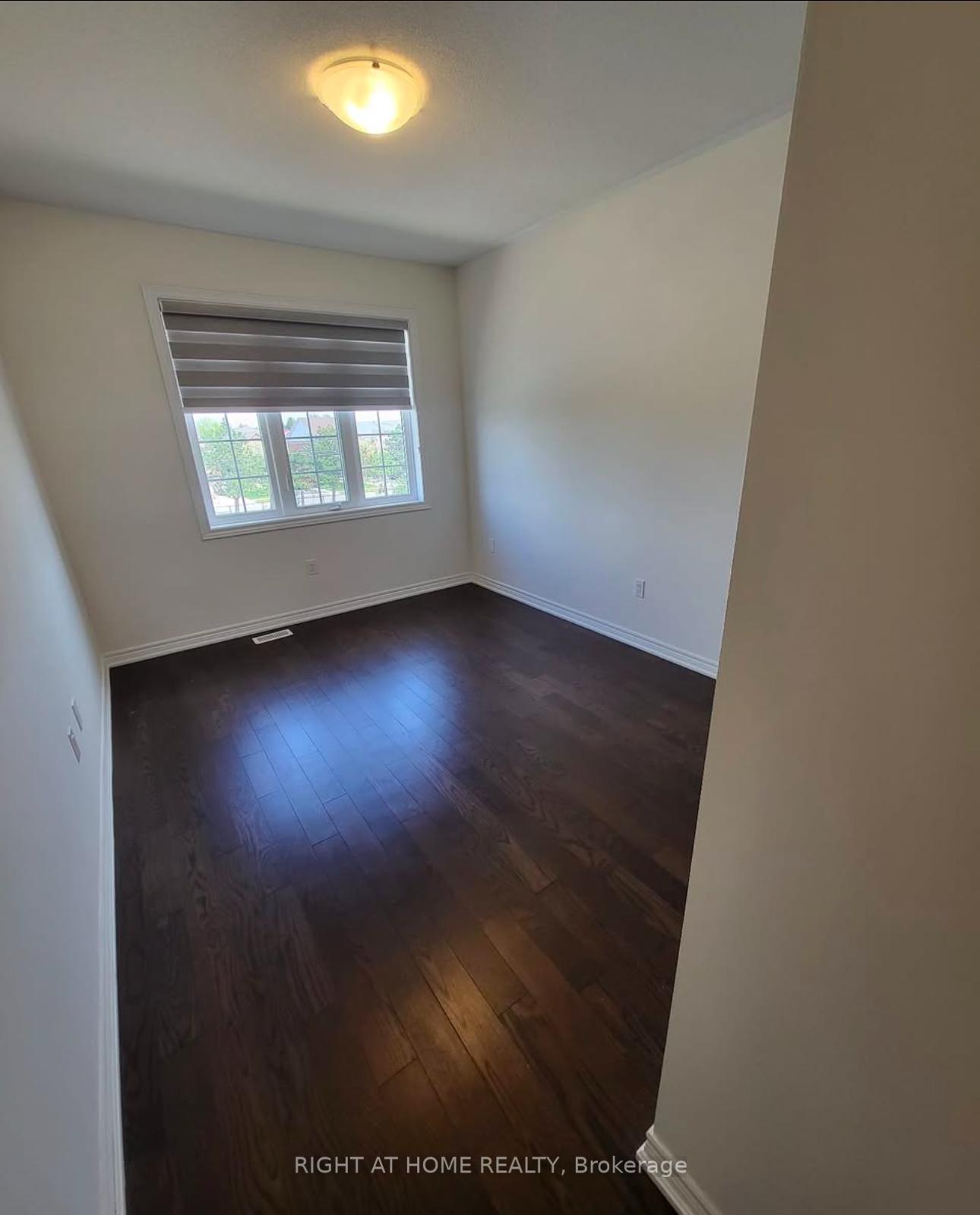 Photo 19 of Unit Unit A, 27 Hashmi Place, Brampton, Credit Valley — HOMEH